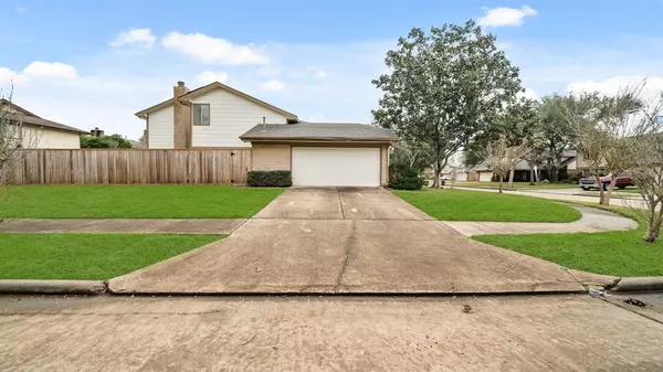 Sugar Land, TX 77479,2107 Streamcrest LN