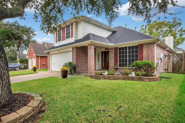 17019 Lighthouse View DR, Friendswood, TX 77546