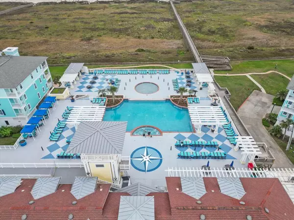 Galveston, TX 77554,4111 Pointe West DR #201