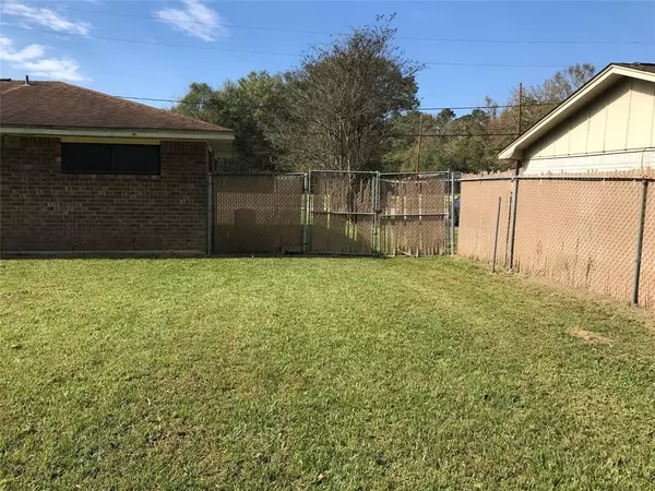 485 Moreland ST, Vidor, TX 77662