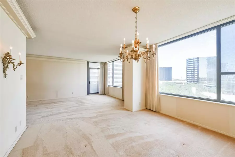 15 Greenway PLZ #8D, Houston, TX 77046