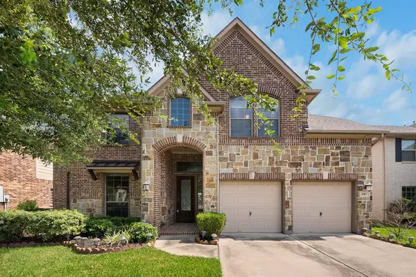 610 Whitney Oaks LN, Stafford, TX 77477