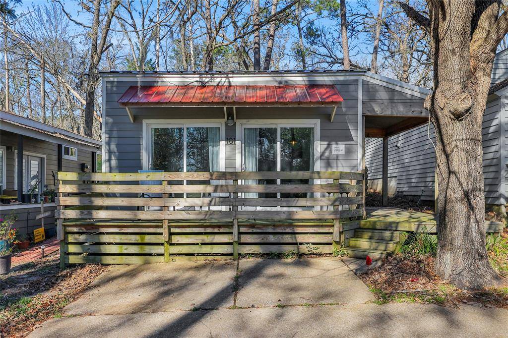 101 Harbour Row DR, Coldspring, TX 77331