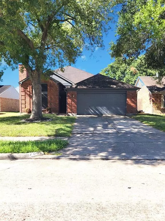 Pasadena, TX 77505,7006 Redwood Falls DR