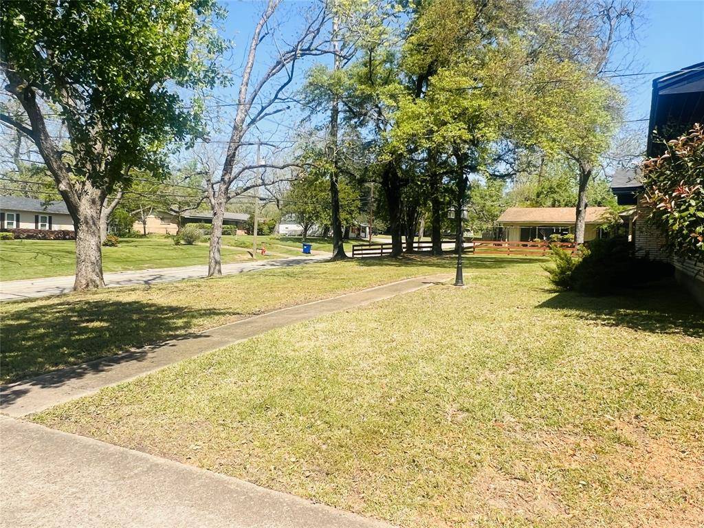 Crockett, TX 75835,608 N 6th ST