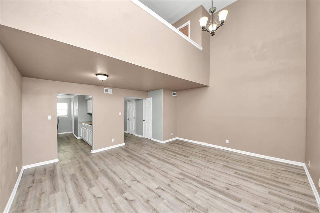 Houston, TX 77089,11877 Algonquin DR