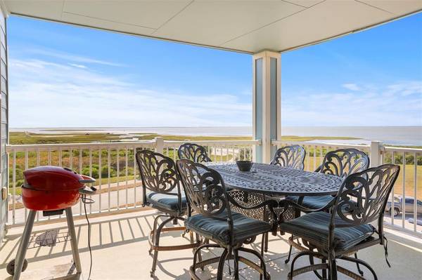 27030 Estuary DR #201, Galveston, TX 77554