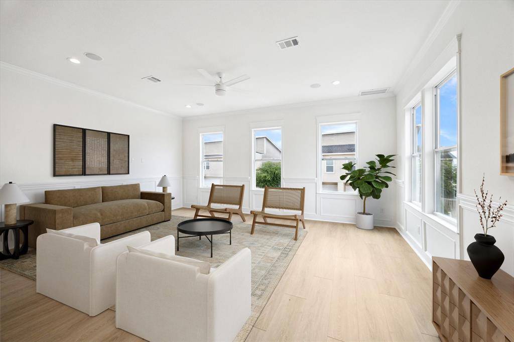 Houston, TX 77011,306 Felt CIR