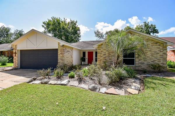 730 Old Colony DR, Richmond, TX 77406