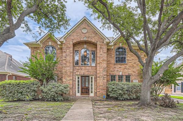 2203 Fairwater Park DR, League City, TX 77573