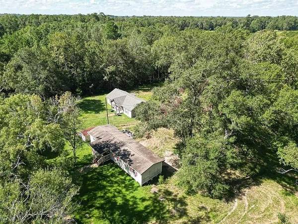 344 County RD #3310, Cleveland, TX 77327