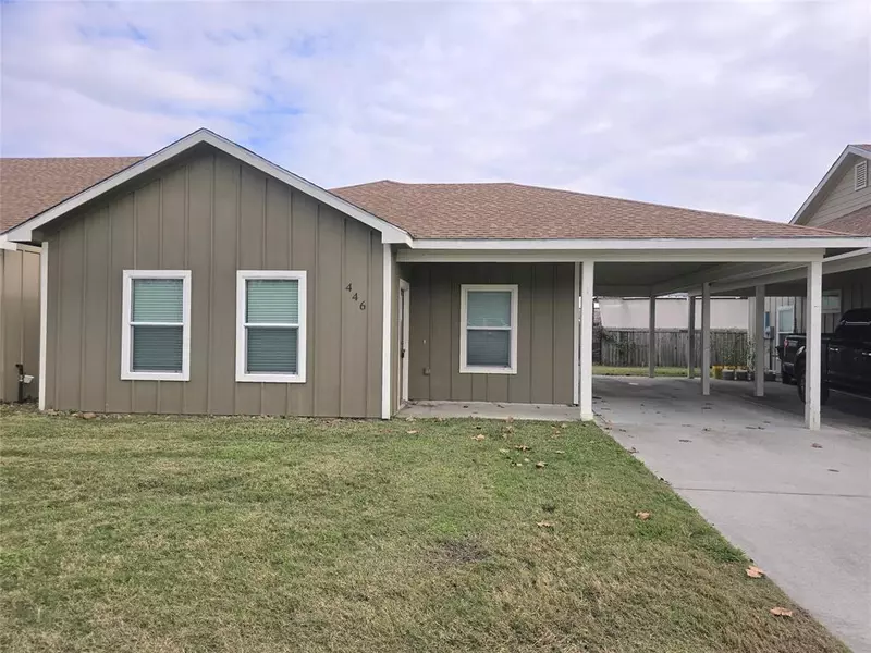 446 Krenek RD, Crosby, TX 77532