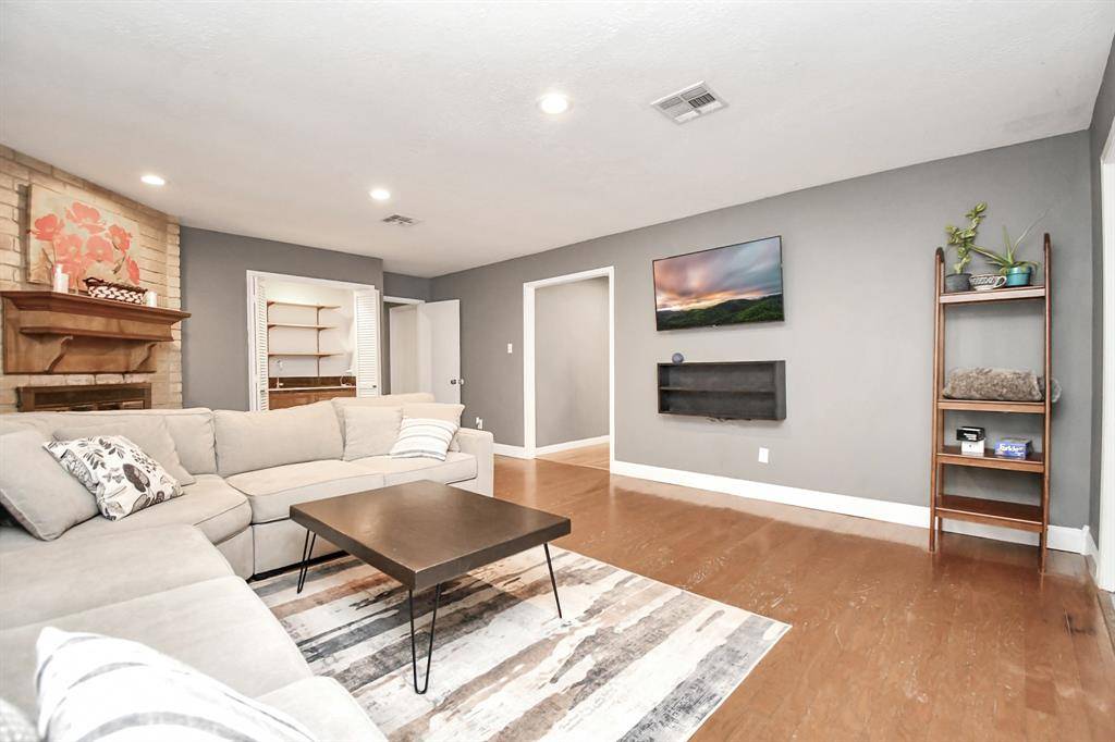 1130 Western Springs DR,  Katy,  TX 77450