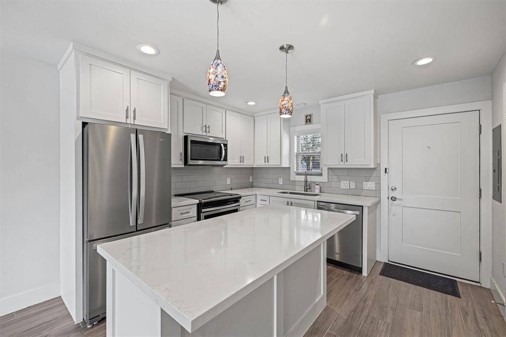 525 11th ST #7, Galveston, TX 77550