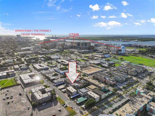 215 Post Office ST #1004, Galveston, TX 77550