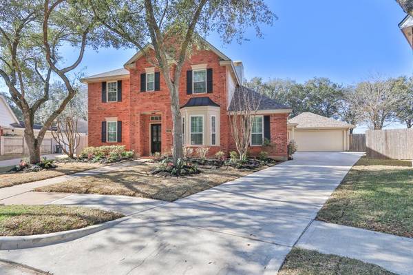 102 Huggins FRY, Sugar Land, TX 77479