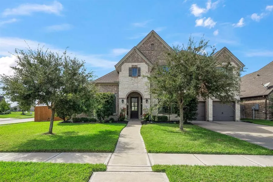 1706 Garden Point LN, League City, TX 77573