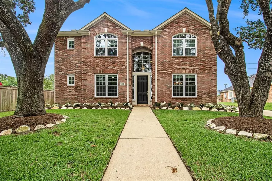 1522 Greenway Village DR, Katy, TX 77494