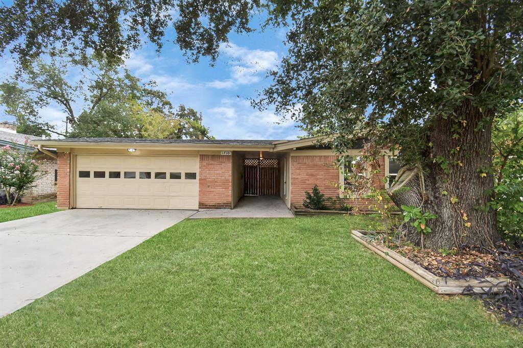 1710 Southwick ST,  Houston,  TX 77080