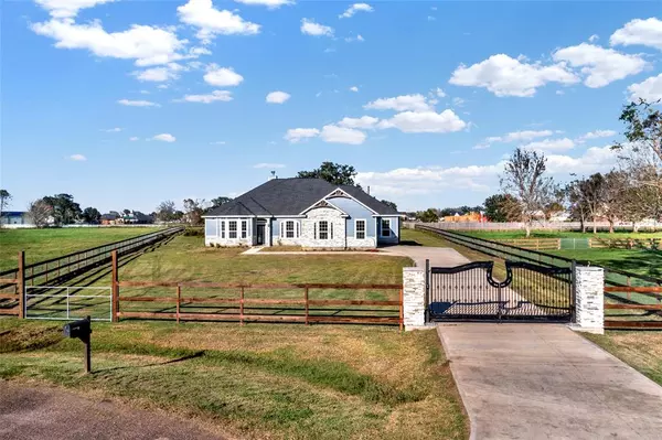 Rosharon, TX 77583,2926 Horse Trail DR