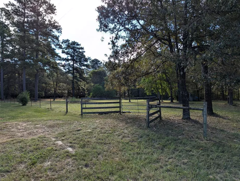 Plantersville, TX 77363,11302 County Road 351