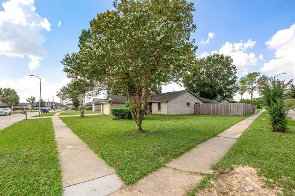 Houston, TX 77064,10502 Crescent Moon DR