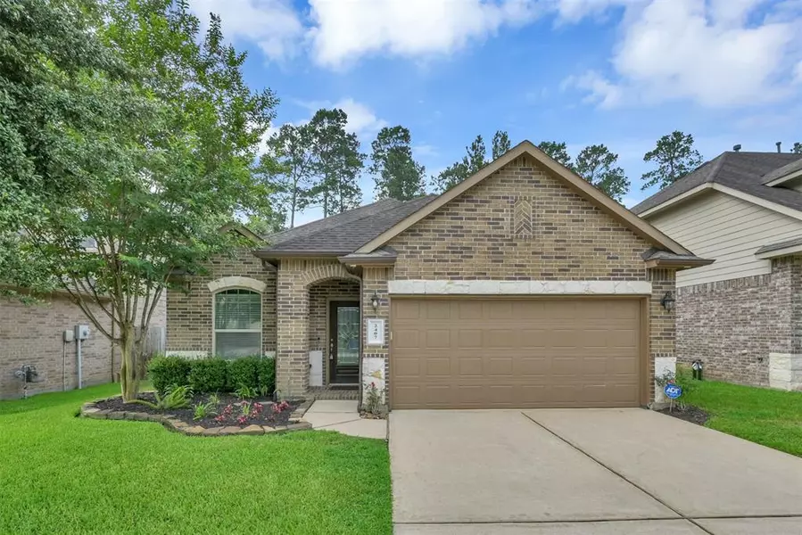 2407 Garden Shadow DR, Conroe, TX 77384