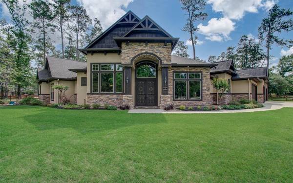 2 Creek Forest LN, Conroe, TX 77384