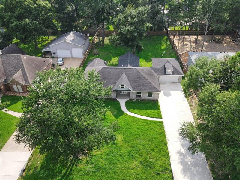 315 Garrett DR, Magnolia, TX 77354