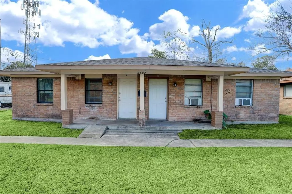 Houston, TX 77033,5109 Clover ST