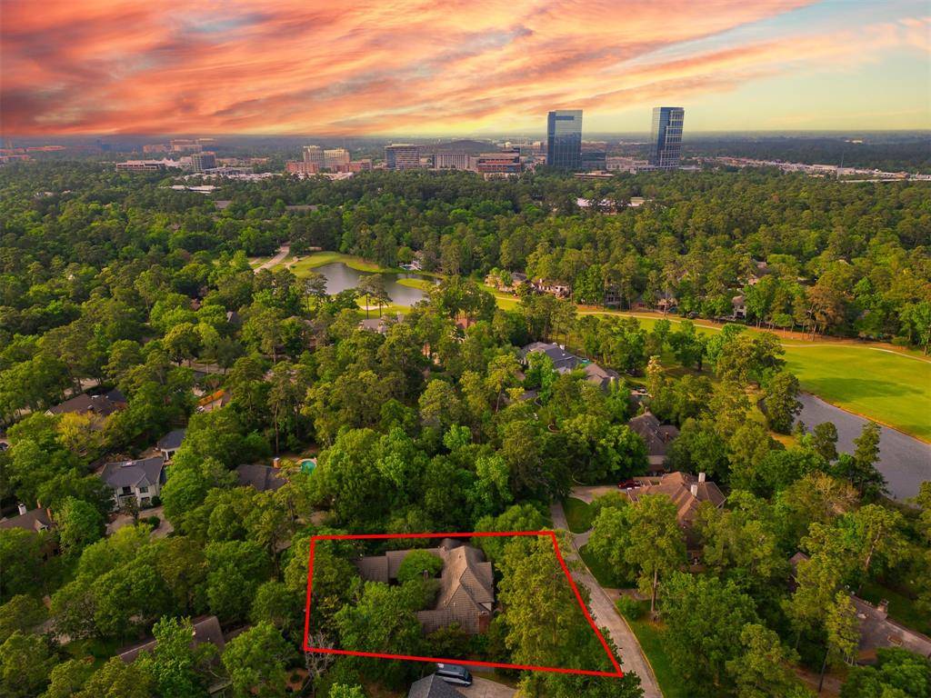 The Woodlands, TX 77380,31 N Brokenfern DR