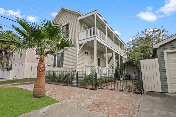 814 12th ST, Galveston, TX 77550