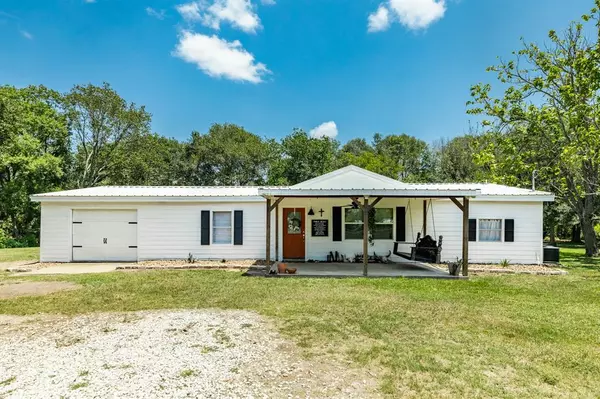 116 County Road 313a, Sweeny, TX 77480