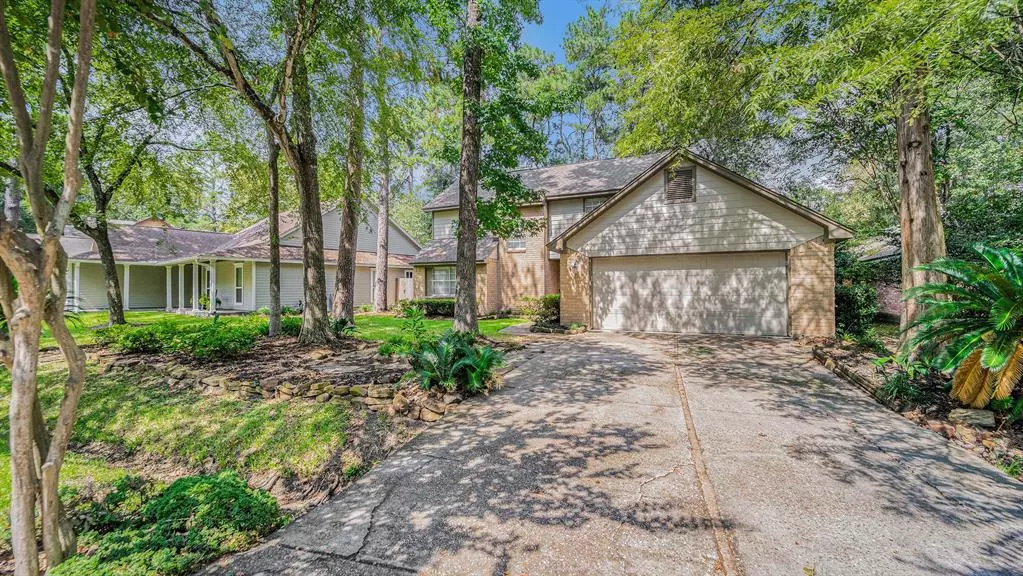 The Woodlands, TX 77381,8 Hickory Oak DR