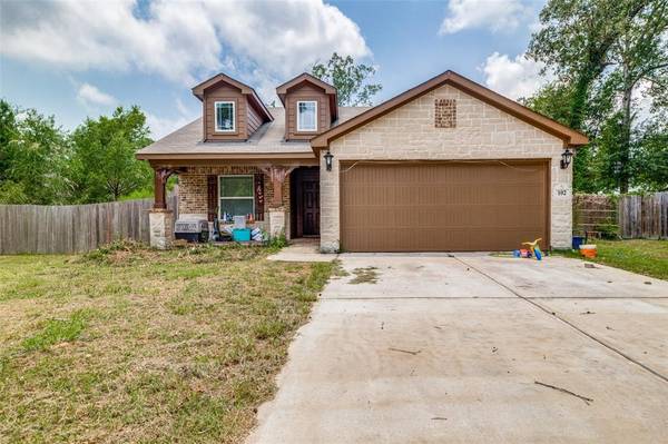 102 Pebble Springs LN, Cleveland, TX 77327