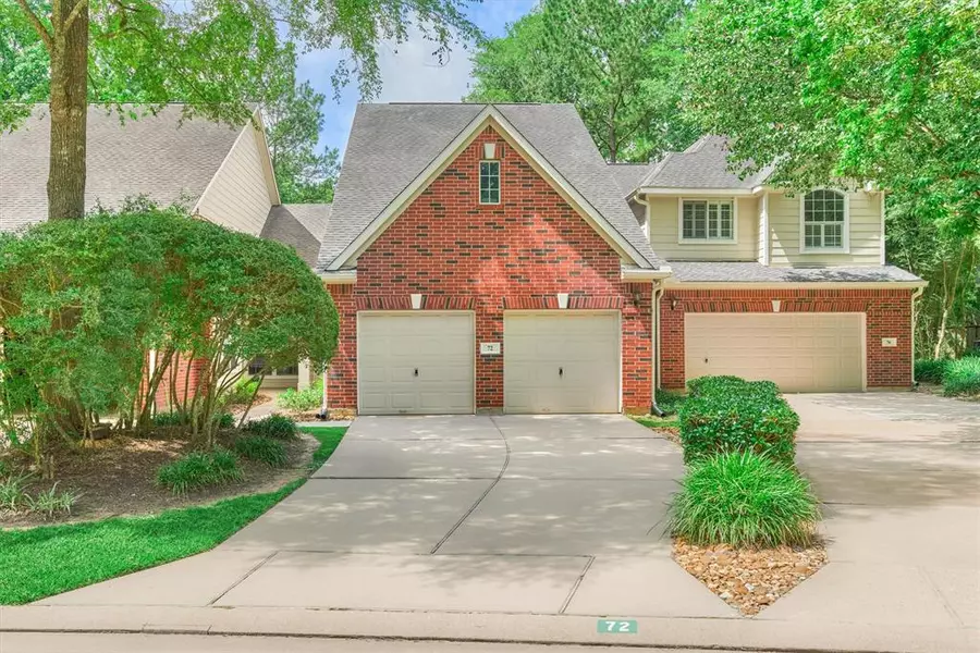 72 S Piper TRCE, The Woodlands, TX 77381