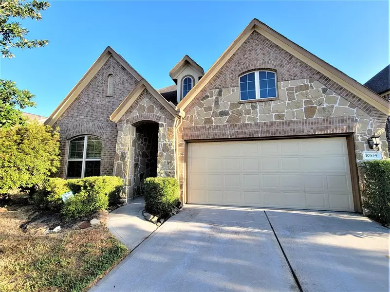 10534 Paula Bluff LN, Cypress, TX 77433