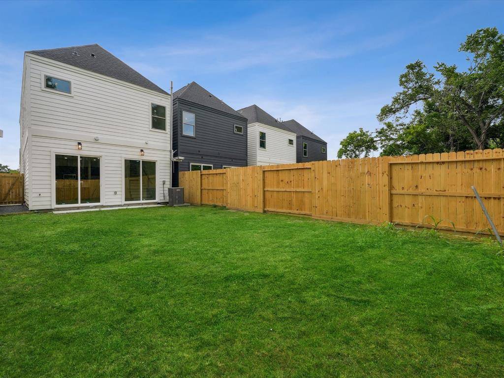 Houston, TX 77088,7420 Maxroy Street