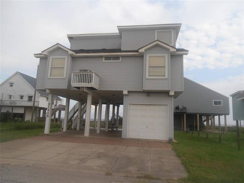 21315 Gulf Dr DR, Galveston, TX 77554