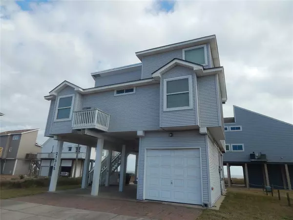 21315 Gulf Dr DR, Galveston, TX 77554