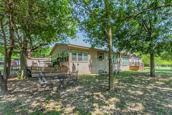 Crawford, TX 76638,2641 Pleasant Run RD