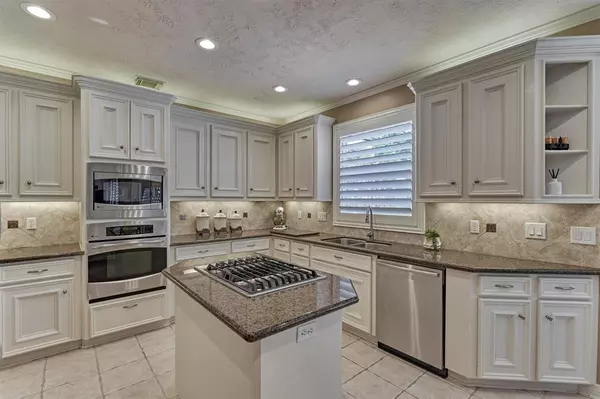 The Woodlands, TX 77381,79 S Flagstone Path CIR