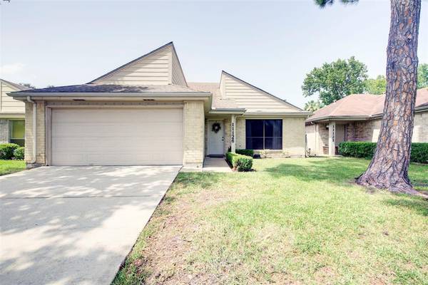 11126 SE High Star DR, Houston, TX 77072