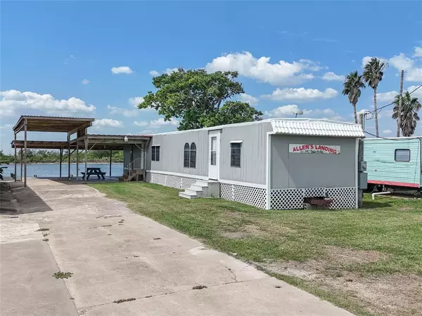 142 Fm-2031, Matagorda, TX 77457