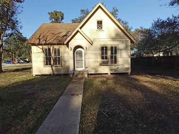 6722 Guyler ST, Wallis, TX 77485