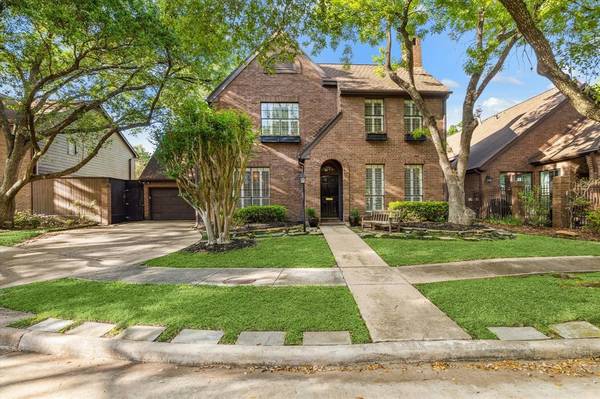 Bellaire, TX 77401,4 Pembrook CT