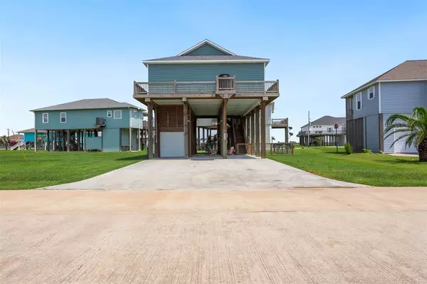 Port Bolivar, TX 77650,4420 Whaler LN