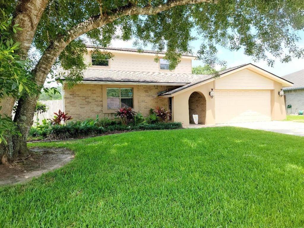 407 Country LN, League City, TX 77573