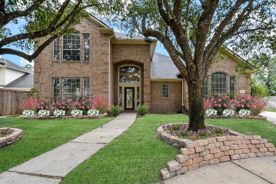 8006 Clearwater XING, Humble, TX 77396