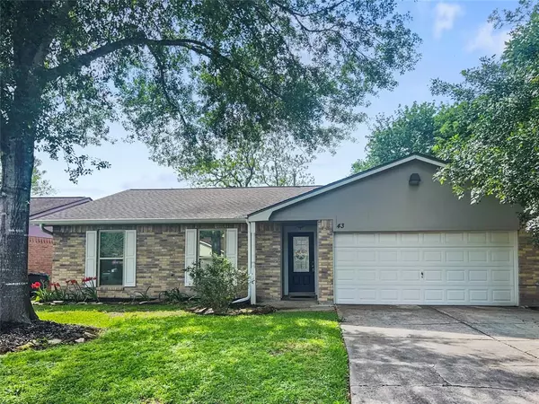 43 Wagon Lane LOOP, Angleton, TX 77515